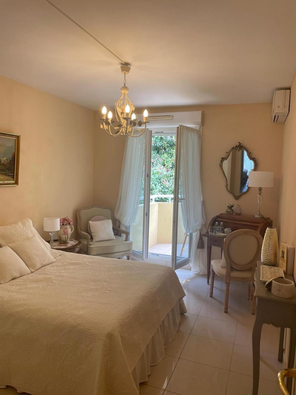 Bed and Breakfast Grace & Breakfast Beausoleil Zewnętrze zdjęcie